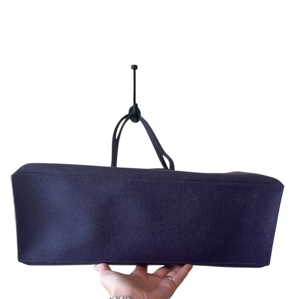 Tory Burch chic practical